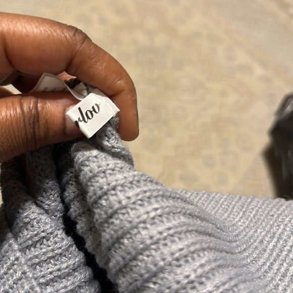 NWOT Ugerlov knit pullover short sleeve Crochet Sweater Size M LIGHT Gray Color - Picture 13 of 14